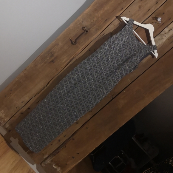 Elegant evening dress - Picture 7 of 8